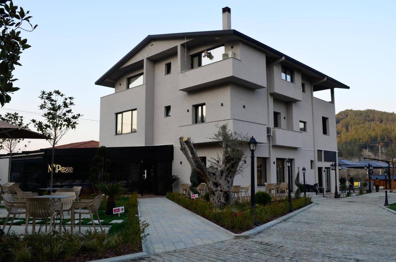 N'Peze Hotel Ljaknasi 외부 사진